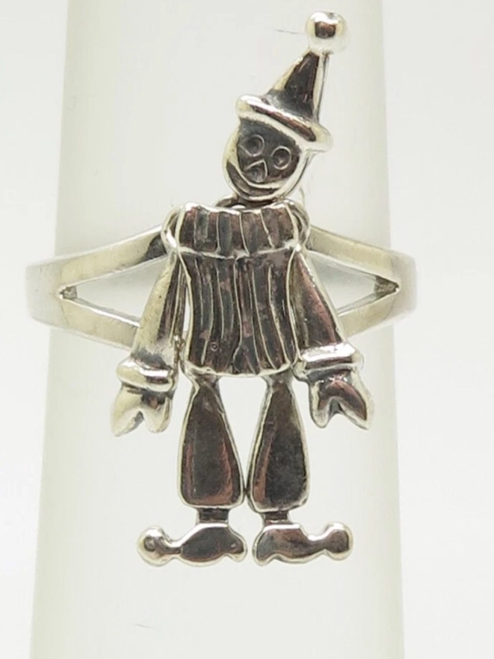 Vintage 925 Sterling Silver
Articulated Clown Ring Size 7